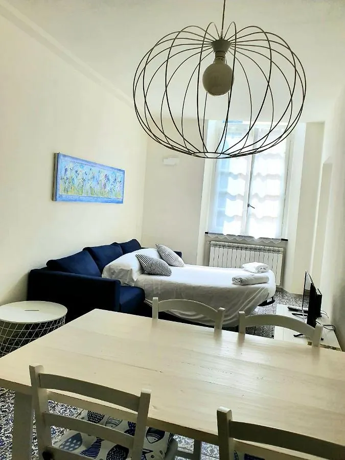 Bric 44 Apartment Finale Ligure Italy